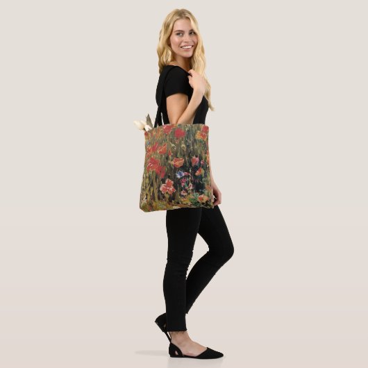 Papavers van Robert Vonnoh, impressionisme Tote Bag (Op model)