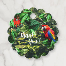 Papegaai scharlaken ara in oerwoud met bloemetjes bedankjes labels