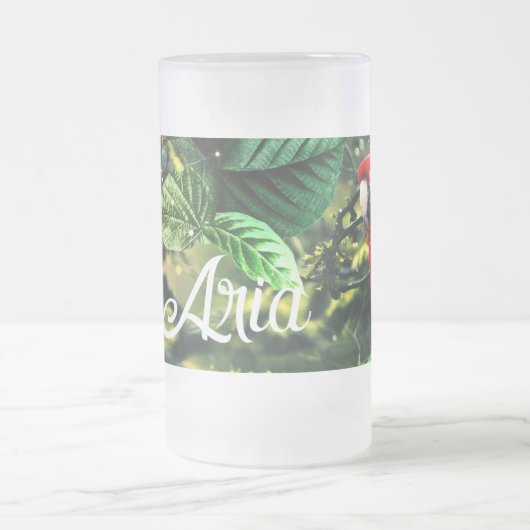 Papegaai scharlaken ara in oerwoud met bloemetjes matglas bierpul (Center)