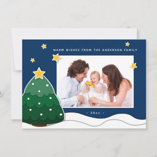 Papercut Stars & Snowy kerstboomfamilie Foto Feestdagenkaart (Voorkant)