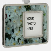 Paperwhite Narcissus Delicate White Flowers Verzilverd Omlijst Ornament (Rechts)