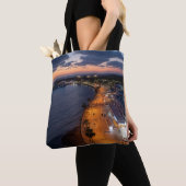 Paphos kust en haven in de nacht tote bag (Dichtbij)
