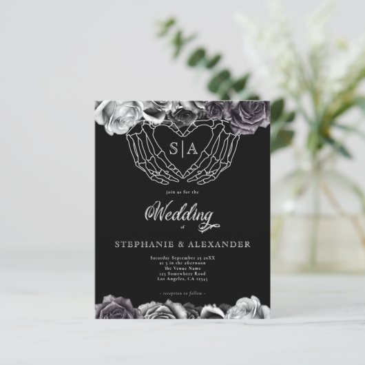 PAPIER Gotisch Monogram Rozen Skelet Handen Bruilo (Staand voorkant)