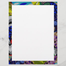 Papier met kleurrijke, samengevoegde rand
