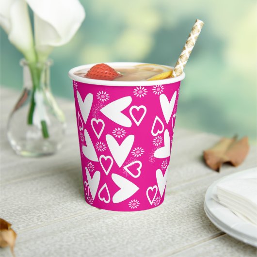 Papieren Beker Gelukkig Valentijnsdag Witte Hartje (Insitu)