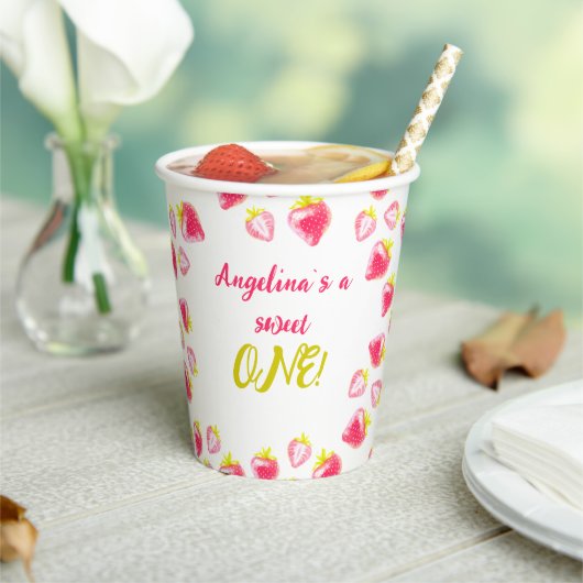 Papieren beker voor de eerste verjaardag (Insitu)