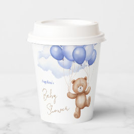 Papieren bekers voor baby shower met teddybeer.