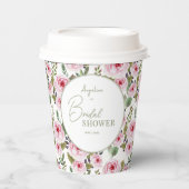 Papieren bekers voor een pastel bruidsfeestje. (Voorkant)