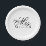 Papieren Bord - toekomstige mevrouw<br><div class="desc">Papieren borden voor uw partij of evenement met toekomstige tekst en achternaam. Kies om het even welke kleuren van de achtergronddoopvont u houdt van. De familienaam zoals getoond is dubbel-uit elkaar geplaatst. De enige-ruimte van het gebruik of vermindert tekstgrootte om naam binnen tekst veilig gebied te houden.</div>