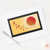Papieren kranen vormen de stijgende zon. rechthoekige sticker (Envelop)
