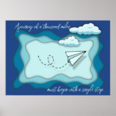 Papieren vliegtuig | Reis begint met één stap Poster (Voorkant)