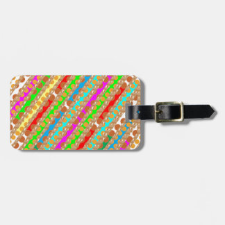Papierpunch strips PATCH ART door Navin Joshi Bagagelabel