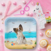 Papillon Dog op strand Papieren Bordje (Feest)