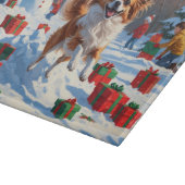 Papillon hond loopt in de sneeuw met kerst Pet Snijplank (Hoek)