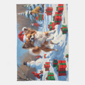 Papillon hond loopt in de sneeuw met kerst Pet Theedoek (Verticaal)