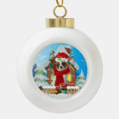 Papillon-hond met kerstcadeaus keramische bal ornament (Voorkant)