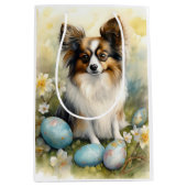 Papillon Hond met Paaseieren Vakantie Medium Cadeauzakje (Voorkant)