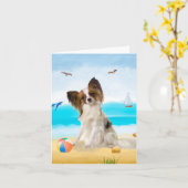 Papillon-hond op het strand kaart (Gele Bloem)