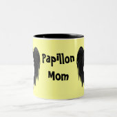 Papillon mama Mok (Center)