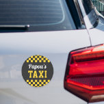 Papou's Taxi | Funny Grandfather Automagneet<br><div class="desc">Opa haalt zijn kleinkinderen op school op of drijft ze naar en van activiteiten? Maak van zijn taxichauffeur een grappige automagneet met "Papou's Taxi" in geel en wit schrift met gecheckte cabinetriem. Pas desgewenst de bijnaam van zijn favoriete grootvader aan of schakel naar een alternatieve spelling zoals Pappou of Pappous....</div>