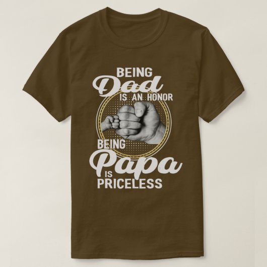 Pappa is een eerbetoon dat Papa geen wrak is T-shirt (Design voorkant)