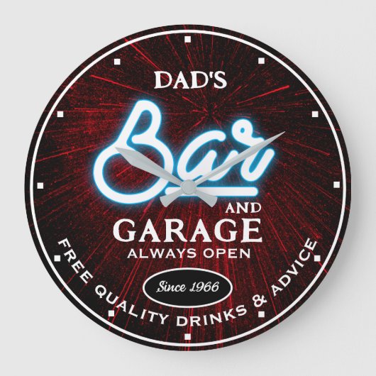 Pap's Garage Bar Elke naam altijd openen Slogan Grote Klok (Voorkant)