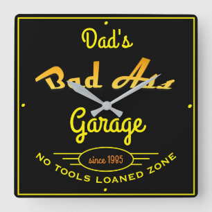 Pap's Garage Black en Yellow Bad A Garage Vierkante Klok