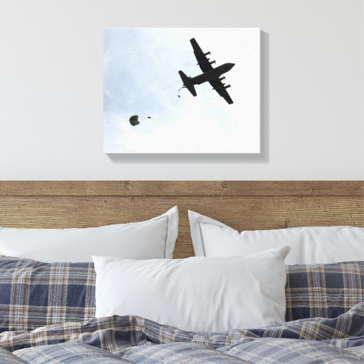 Parachute Drop EC-130H Compass Call Canvas Afdruk (Insitu (Slaapkamer))