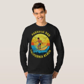Paradise Dad Surfing California Beach T-shirt (Voorkant volledig)