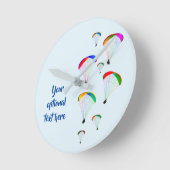 Paraglidergroep met regenboogvleugels - Jouw tekst Ronde Klok (Hoek)