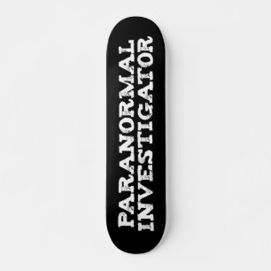 Paranormaal onderzoeker spookjacht persoonlijk skateboard