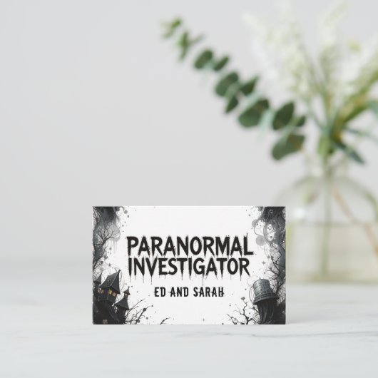 Paranormale onderzoeker achtervolgd visitekaartje (Staand voorkant)