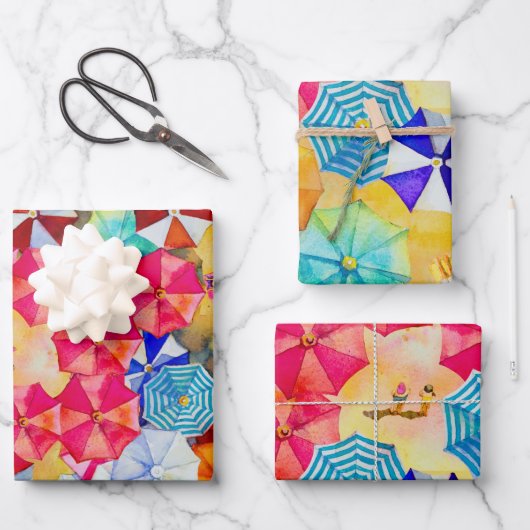 Paraplu's in het zand-strand inpakpapier vel (Voorkant)