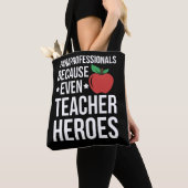 Paraprofessional omdat zelfs leraren helden nodig tote bag (Dichtbij)