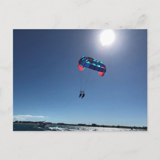 Parasailing op het strand feestdagenkaart (Voorkant)