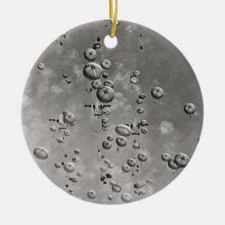 Paratroopers in de Sky Ornament