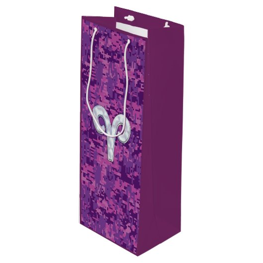 Parel Als Ram Sterrenbeeld Roze Camouflage Wijn Cadeautas (Voorkant Gekanteld)