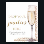 Parels en Prosecco Drop Your Panties Game Sign Poster<br><div class="desc">Het Parels en Prosecco Drop Your Panties Game Sign voegt een speelse en grillige touch toe aan uw vrijgezellenfeest- of vrijgezellenfeest. Met elegante parels en prosecco-motieven zet dit bord de toon voor een leuk en memorabel evenement. Toon het prominent om gasten aan te moedigen om deel te nemen aan het...</div>