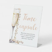 Parels en Prosecco Time Capsule Vrijgezellenfeest Reclamebord Met Voetstuk (Voorkant)