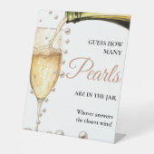 Parels en Prosecco Vrijgezellenfeest Hoeveel Parel Reclamebord Met Voetstuk (Voorkant)