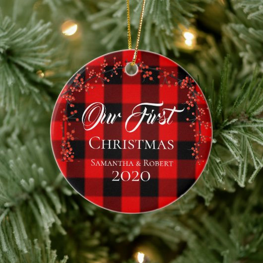 Paren met eerste kerstnaam Datum Rood speldebetje Keramisch Ornament (Boom)