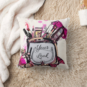 Parfum, rode lipstick en een hogedrukschoen kussen