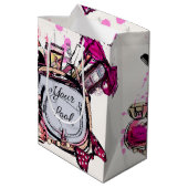 Parfum, rode lipstick en een hogedrukschoen medium cadeauzakje (Achterkant Gekanteld)