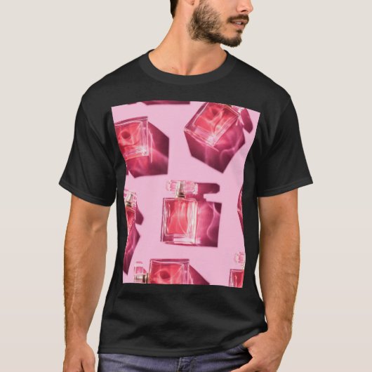 Parfumflessen, roze achtergrond, flatlay t-shirt (Voorkant)