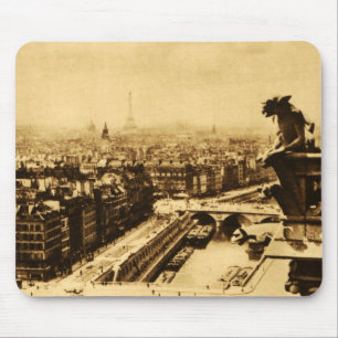 Pari Skyline met Notre Dame Gargoyle Muismat