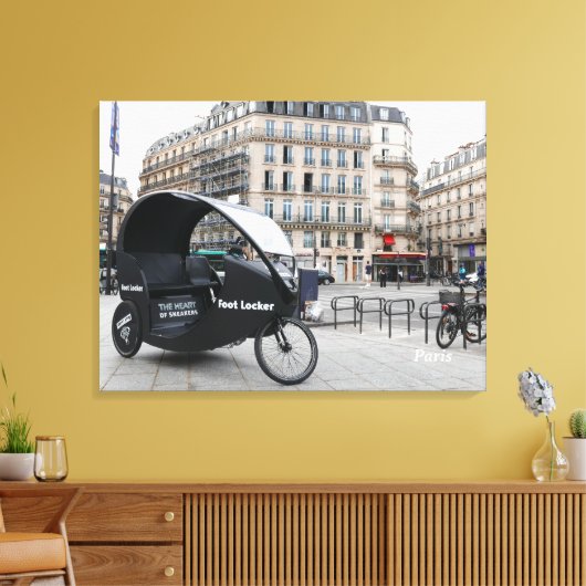 Parijs. Frankrijk. Canvas Afdruk (Insitu (Woonkamer))