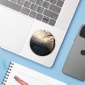 Parijse droefheid - v2 sticker (Laptop met iPhone)