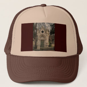 Paris Cemetary Trucker Pet