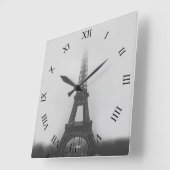 Paris Eiffel Tower Fog B&W Square Wall klok (Hoek)