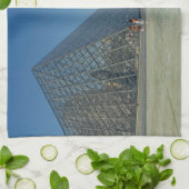 Paris Louvre Pyramid uitzicht theedoek (Gevouwen)